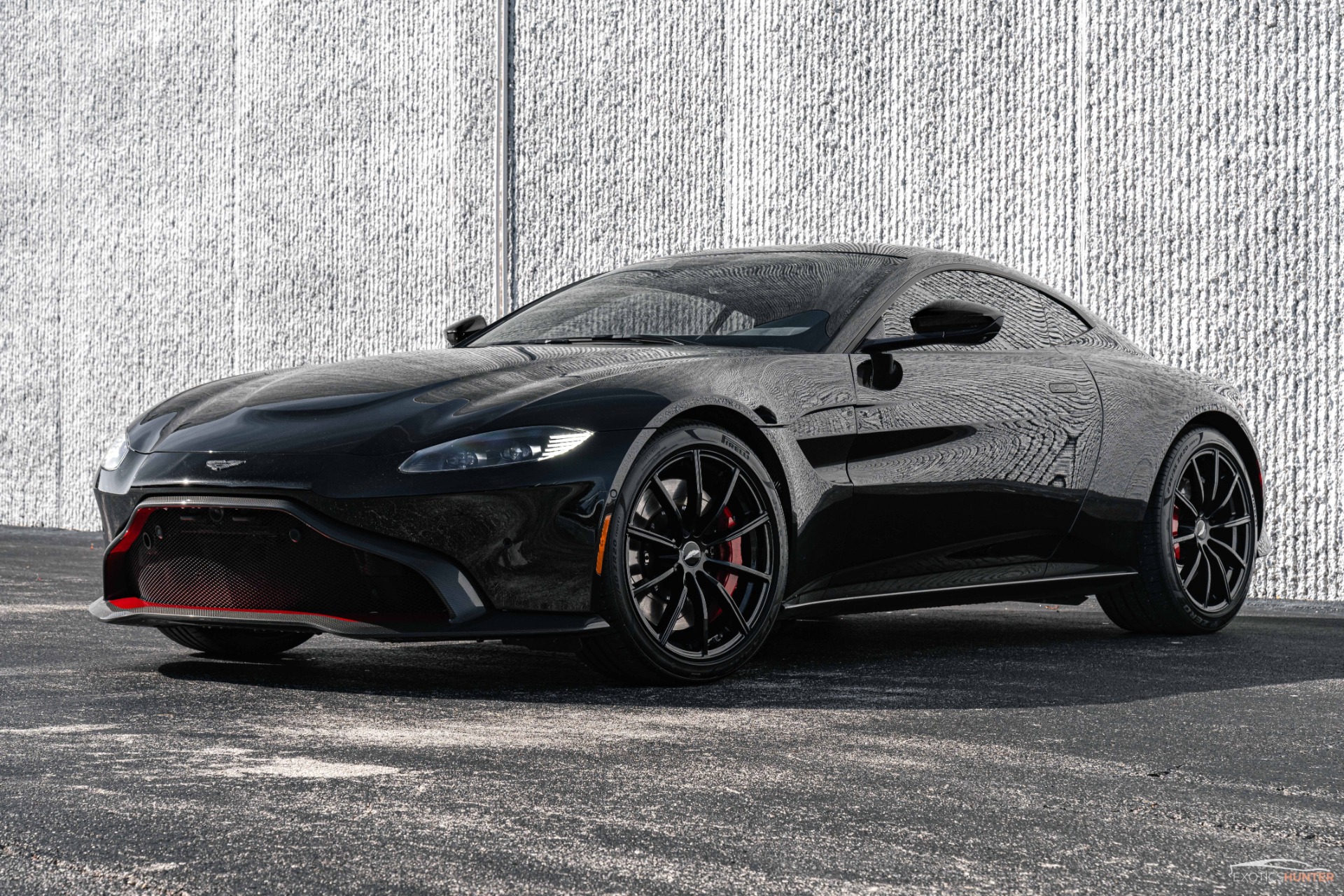 Used 2019 Aston Martin Vantage $208K MSRP, Carbon Body Pack, Full